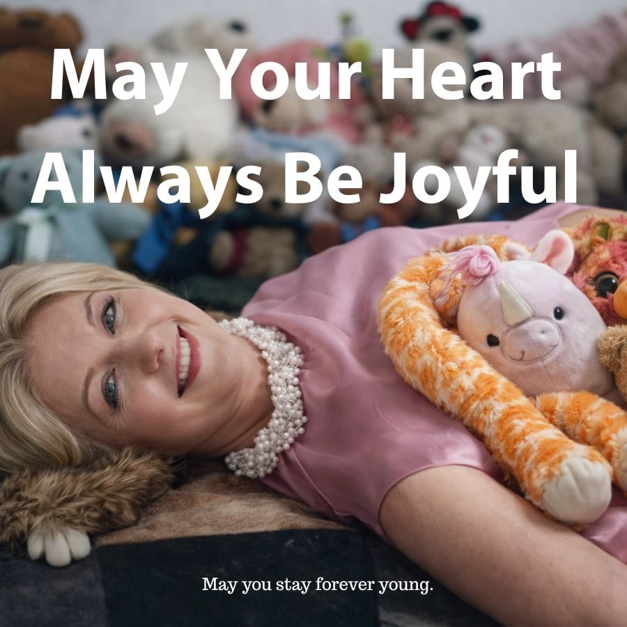 Sol the Sloth Can’t Get Enough of Your Love 🦥💛 | Joy, Humor & Play